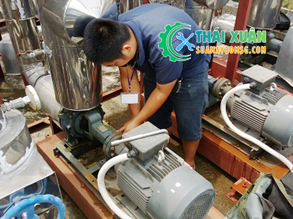 Thợ sửa máy bơm công nghiệp tại Đồng Nai