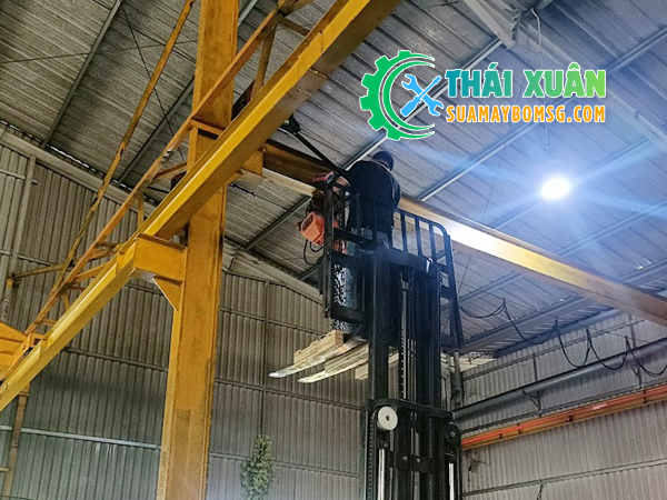 Dịch vụ thợ sửa cầu trục tại Thủ Đức