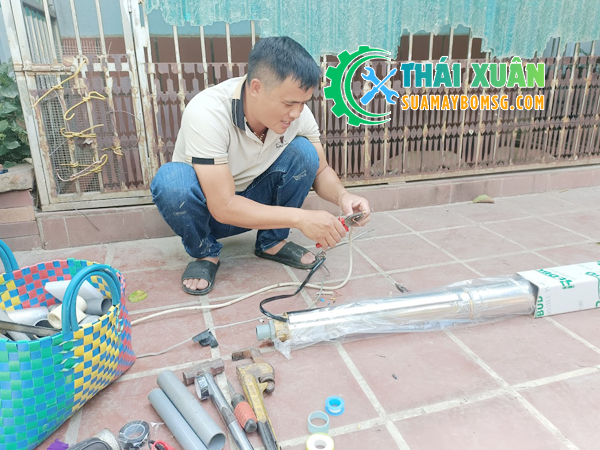 Dịch vụ thợ sửa máy bơm hỏa tiễn tại Dĩ An