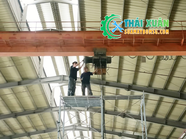 Dịch vụ thợ sửa cầu trục Quận 12