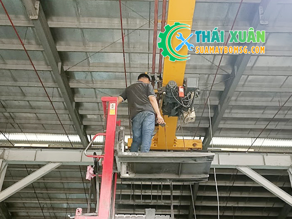 Thợ Sửa Cầu Trục Long Thành Uy Tín, Khắc Phục Sự Cố Nhanh Chóng 24/7
