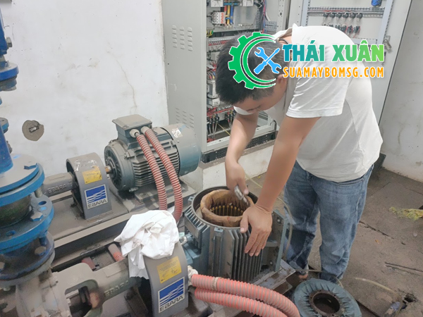 Dịch vụ sửa máy bơm công nghiệp Quận 12
